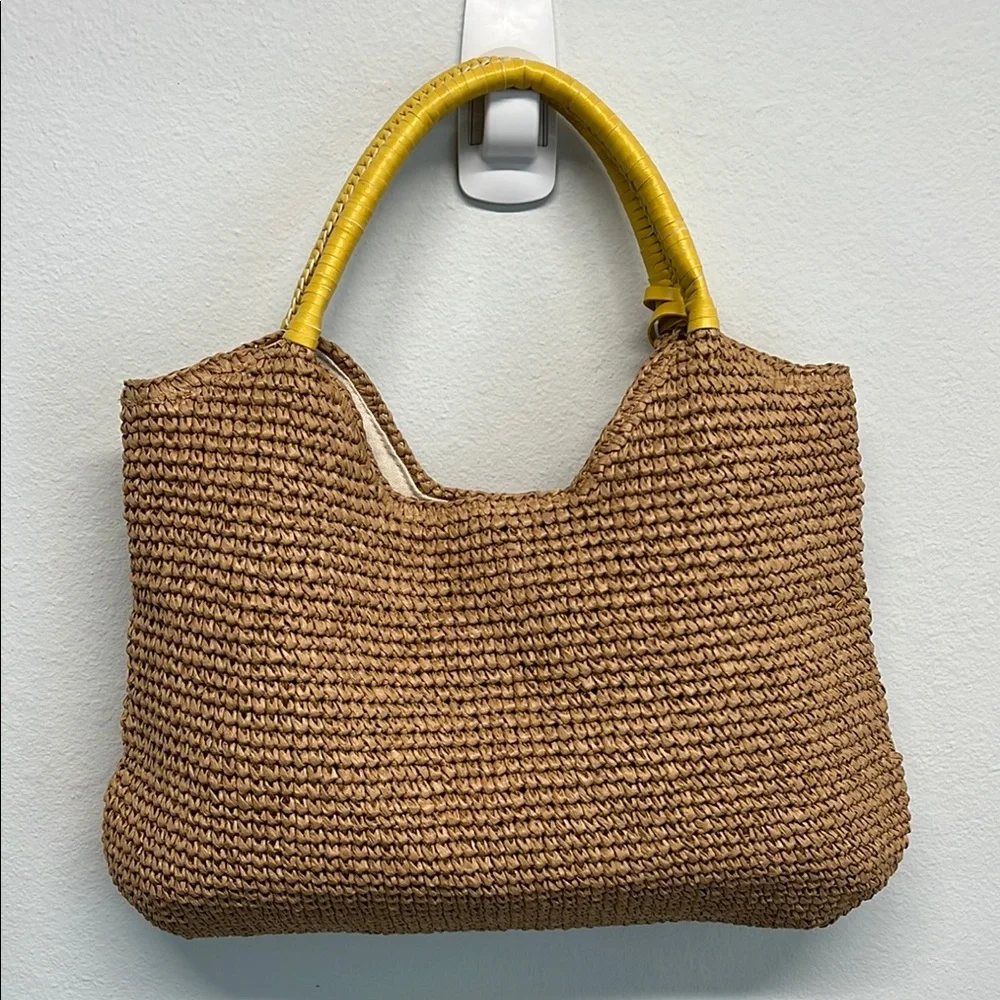 🌾 Tommy Bahama Tan Hobo Bag with Tassel - Picture 7 of 13